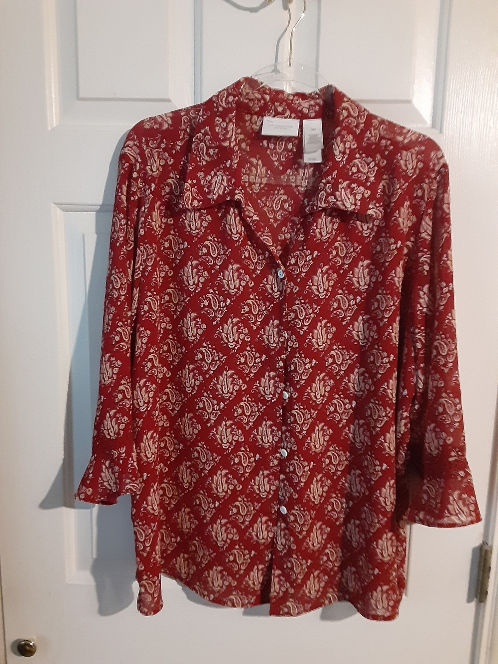Liz Claiborne Red Button-Front Printed Collared Shirt